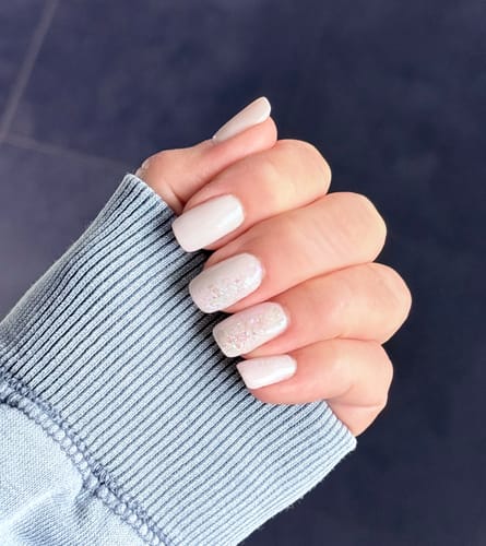 Customer photo review of D715 Mixed Feelings Pink Glow Dip Powder