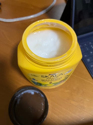 Customer photo review of Creme De Tratamento 2 Em 1 Maracuja E Óleo De Pataua / 2 In One Treatment Cream And Passion Fruit Oil Patauá Treatment Cream - Skala