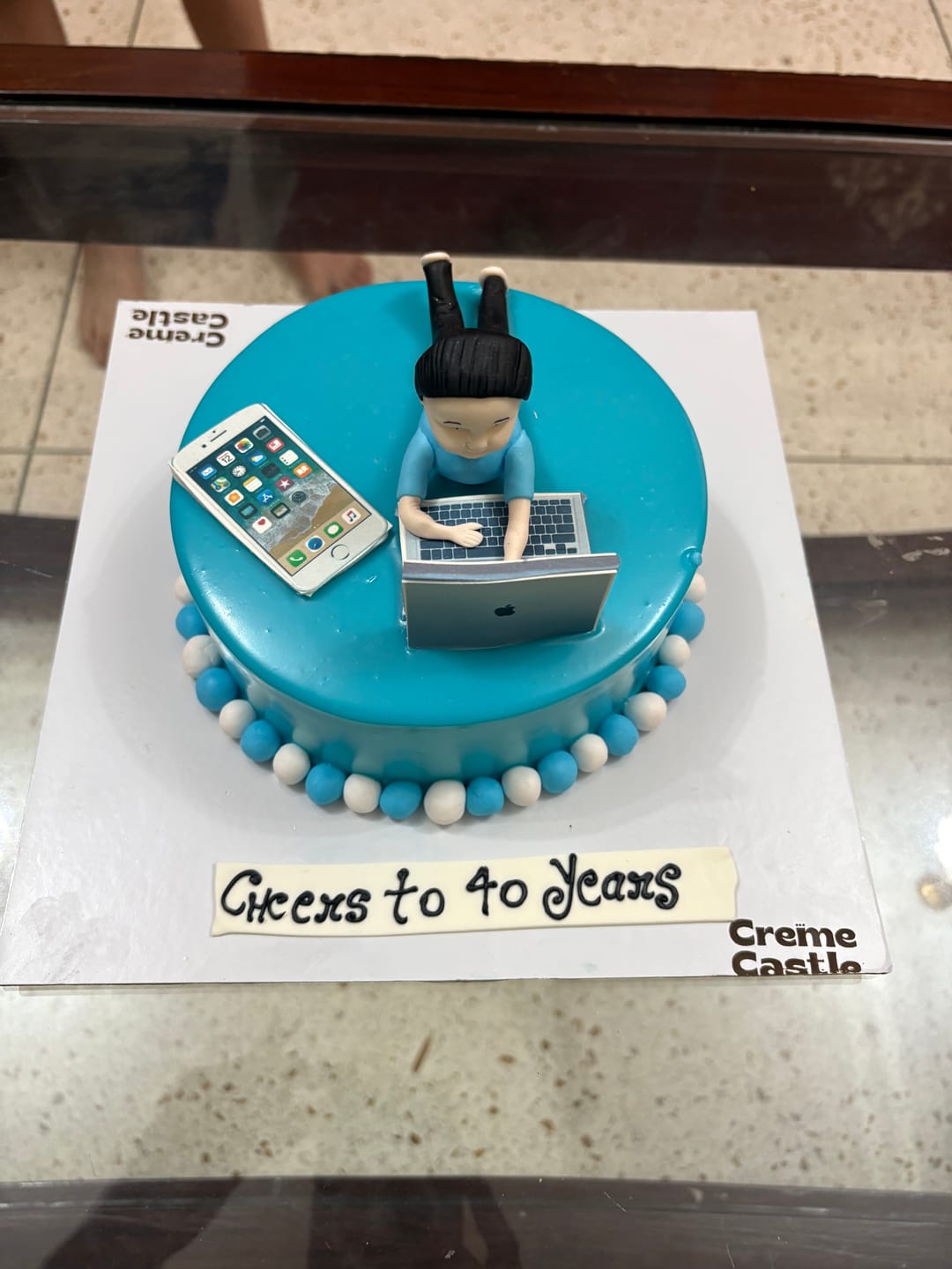 Customer photo review of Cake for a workaholic