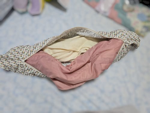 Customer photo review of Stuff-it Travel Pillow Pattern