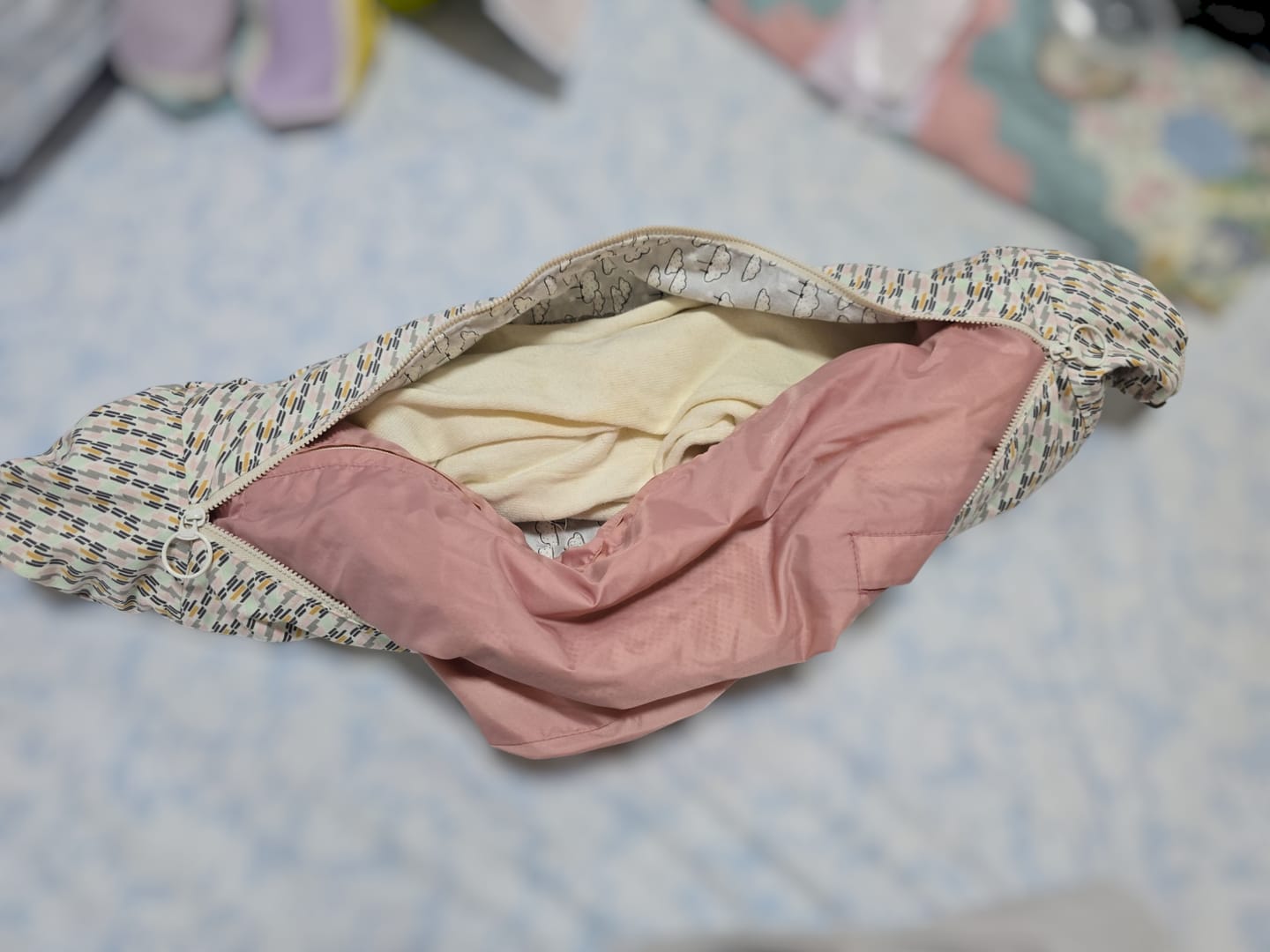 Customer photo review of Stuff-it Travel Pillow Pattern