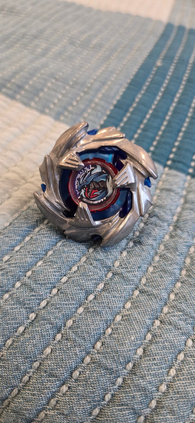 Customer photo review of Beyblade X BX-34 Starter Cobalt Dragoon 2-60 Cyclone