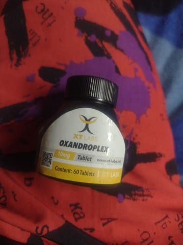 Reseña con foto de un cliente sobre Oxandroplex
