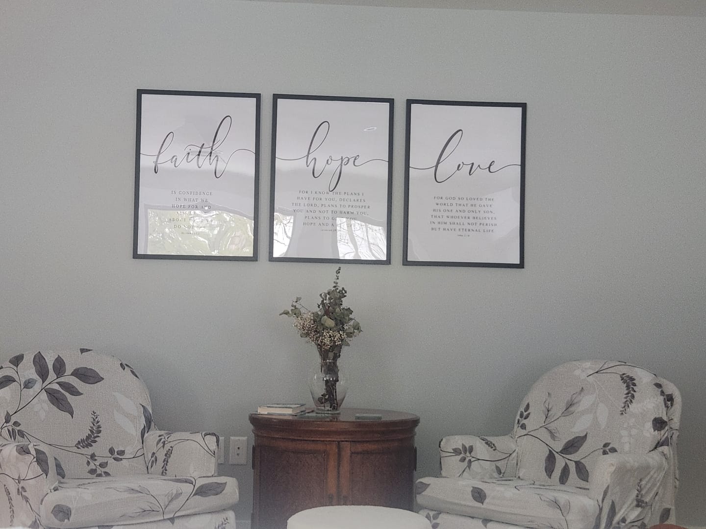 Customer photo review of Handmade (Faith Hope Love) Bible Verse Canvas by Godisabove™