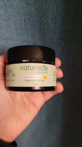 Customer photo review of Máscara Capilar Rulos Definidos 300ml