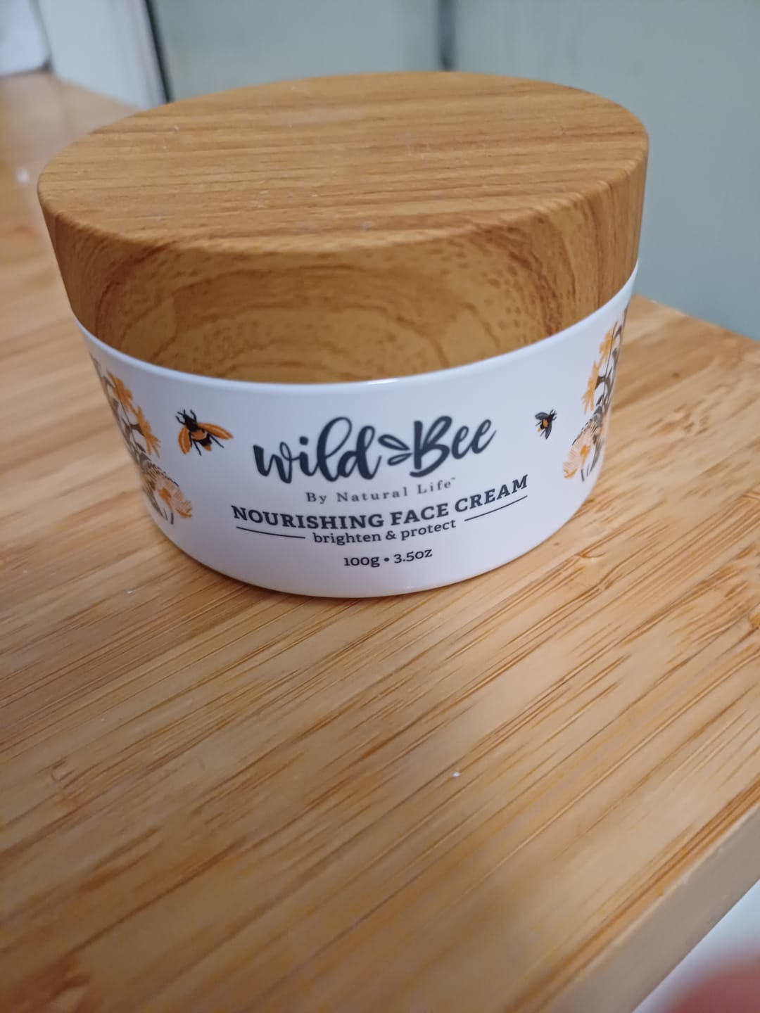Customer photo review of Wild Bee Nourishing Face Cream