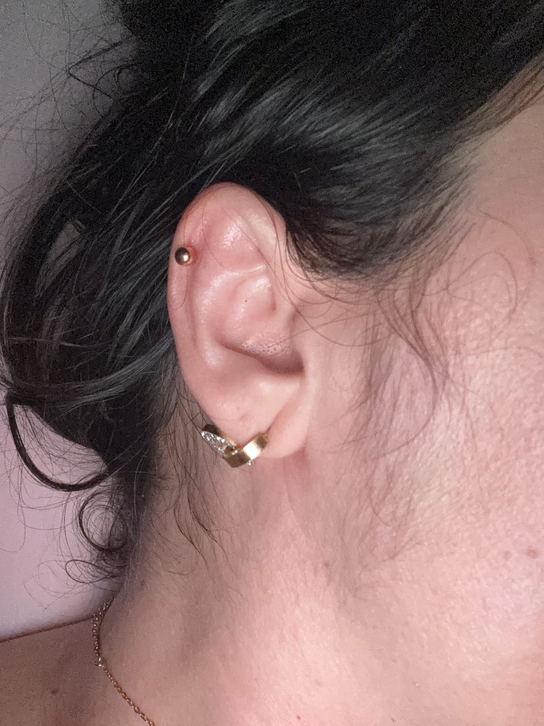 Customer photo review of Brincos Glow Banhados em Ouro 18k