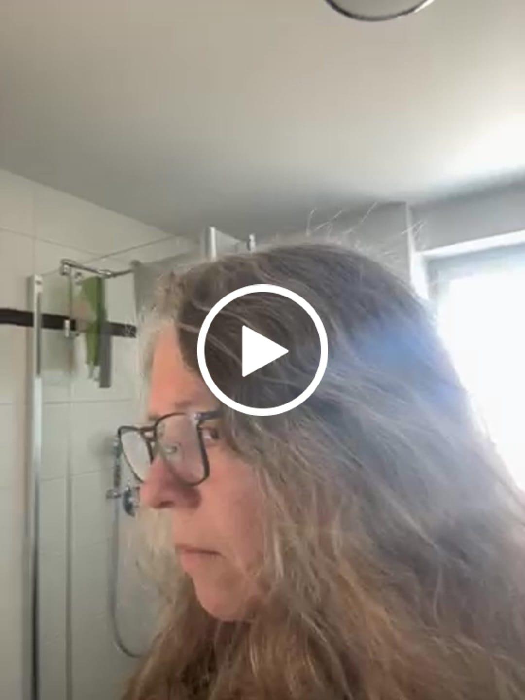 Customer video review of 6% Lavendel & Kamille Haarseife (Regeneration & Tiefenpflege)