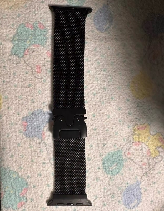 Customer photo review of Ultimate Titanium Milanese Loop Strap for Apple Watch