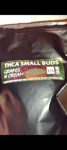 Customer photo review of Grapes & Cream THCA Flower