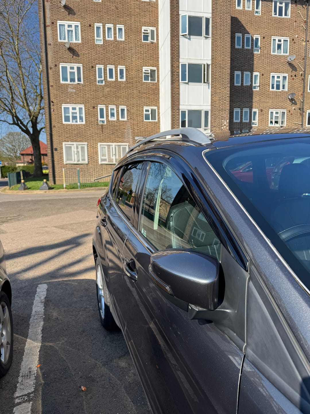 Customer photo review of Auto Clover Wind Deflectors Set for Ford Kuga 2012 - 2019 (6 pieces)