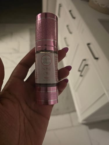Customer photo review of PRETTY V YONI OIL  "Keep It Moisturized"