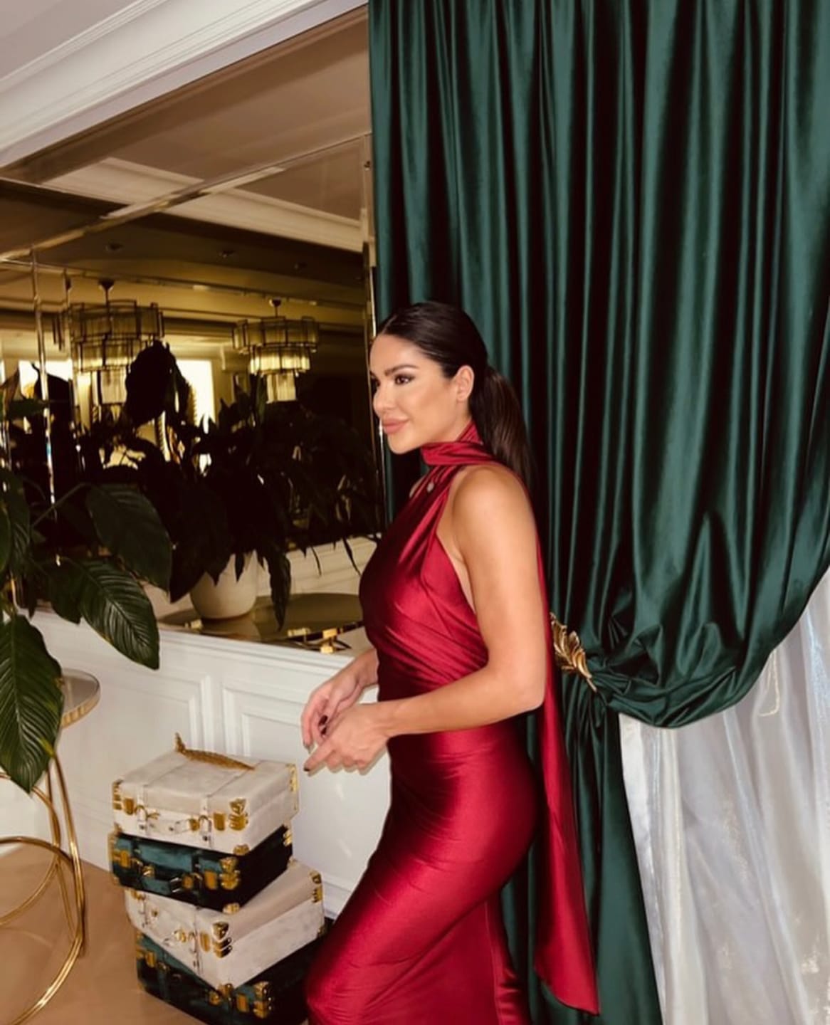 Customer photo review of WET DRESS WINE RED