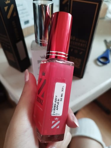 Customer photo review of Perfume Tendencia U EDEN JUICY APPLE 01 NUEVO JUNIO zenz