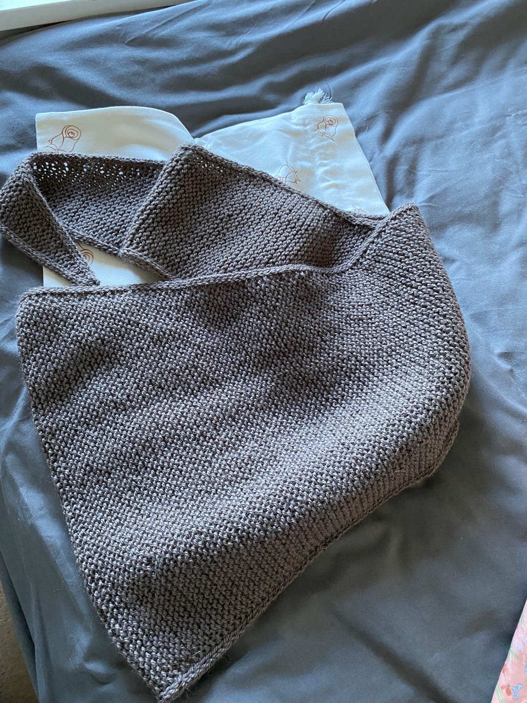 Customer photo review of Darling Roses Yarn Bag