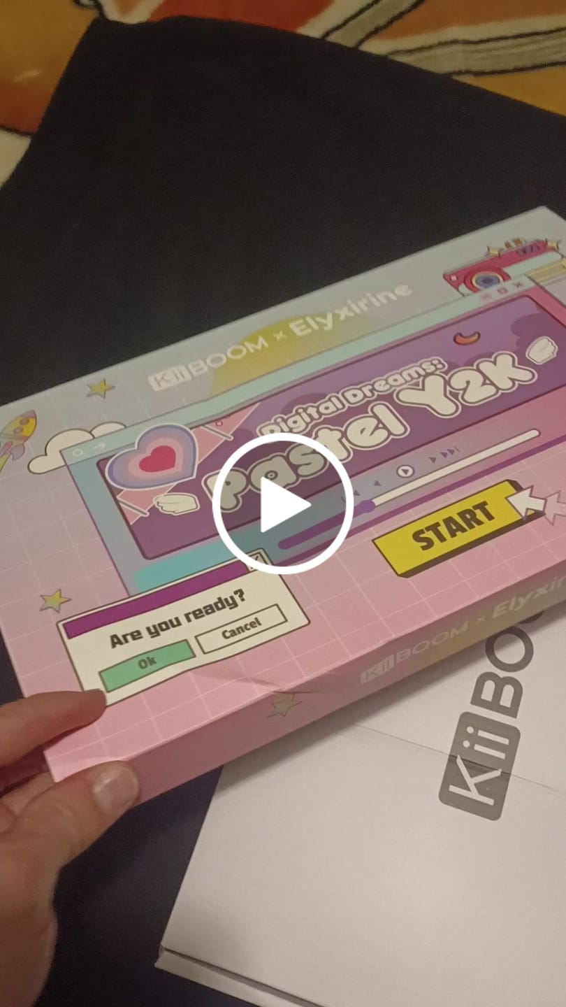 Customer video review of KiiBOOM x Elyxirine Digital Dreams: Pastel Y2K Keycap Set