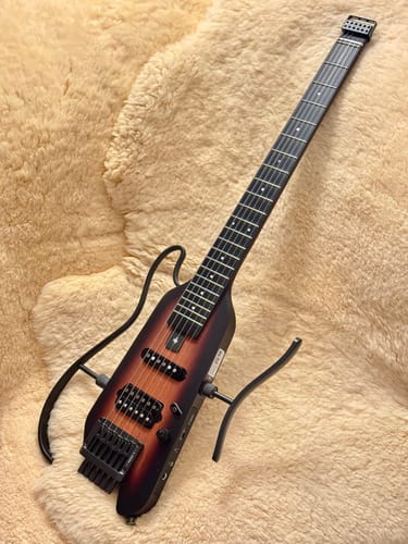 Customer photo review of Donner HUSH-X  E-Gitarre Traveler Gitarre Ultra-Light für Unterwegs