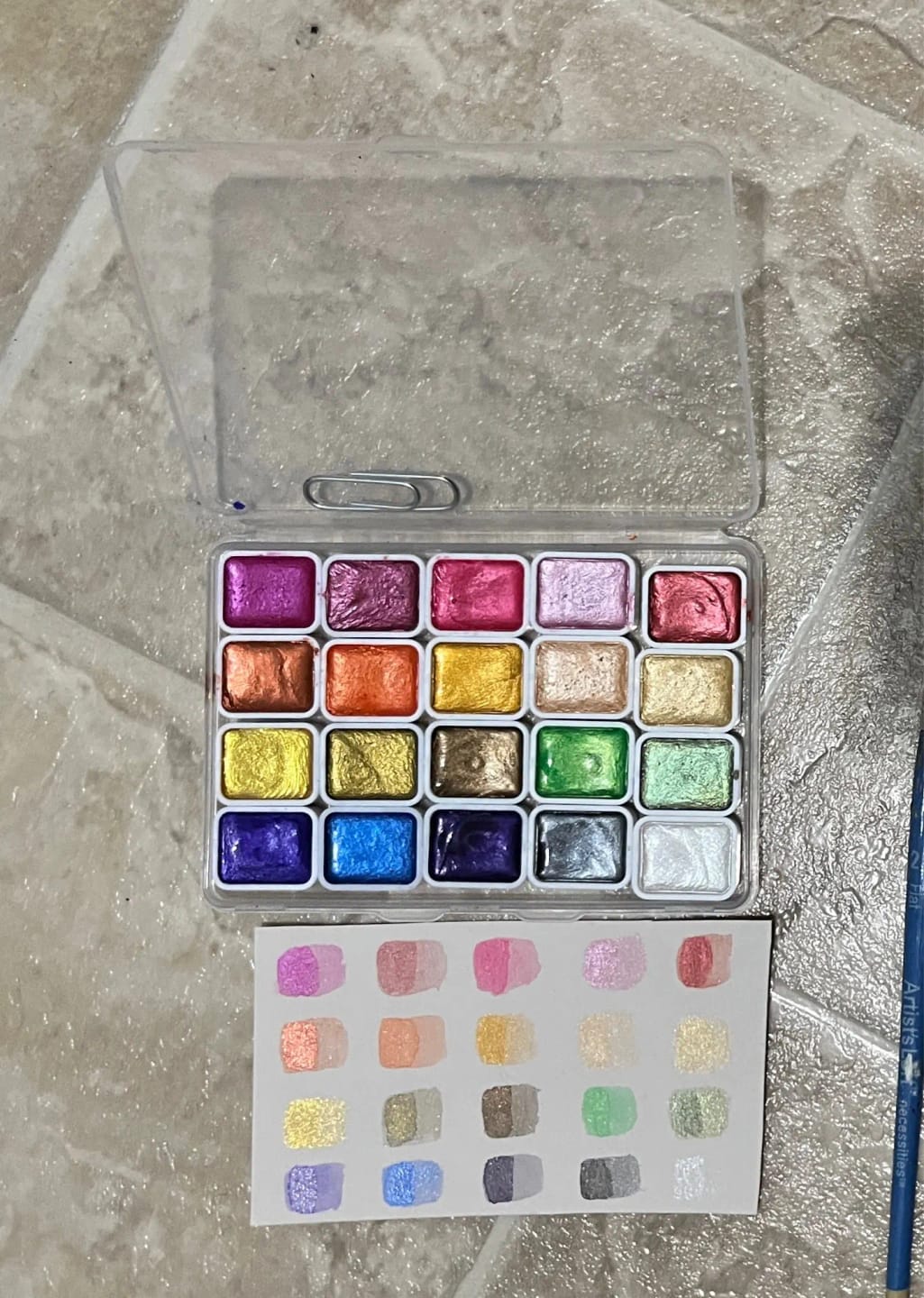 Customer photo review of 20-Color Metal Watercolor Set