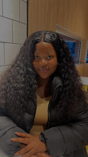 Customer photo review of AMANDA - Brazilian 4x4 Lace Wig