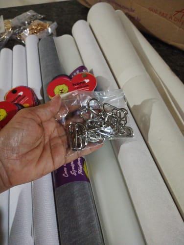 Customer photo review of MOSQUETAO ZAMAK 1166/30MM NIQUELADO BASE OVAL 10 PEÇAS