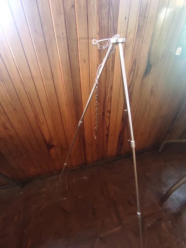 Customer photo review of Camping-Dreibein für Lagerfeuer