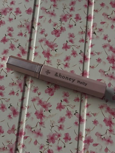 Customer photo review of & Honey Melty Matomake Stick Point Hair Mascara 9g