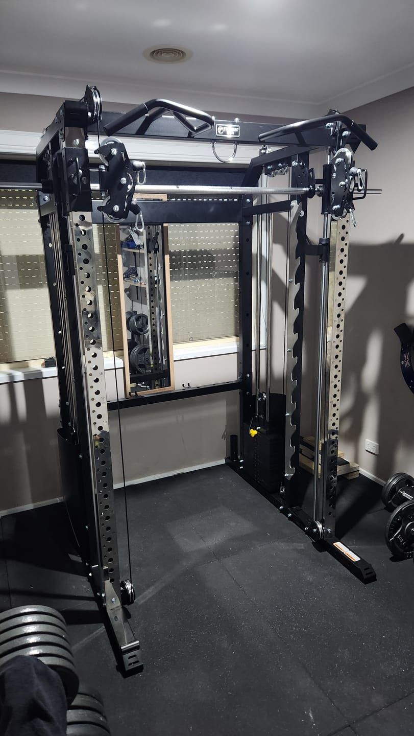 Customer photo review of TITANIUM USA G50 FUNCTIONAL SMITH MACHINE WITH WEIGHT STACKS