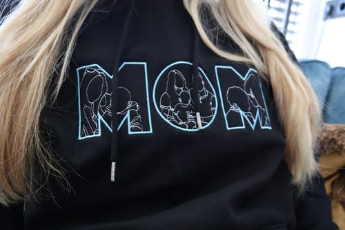 Customer photo review of Gepersonaliseerde MOM borduring