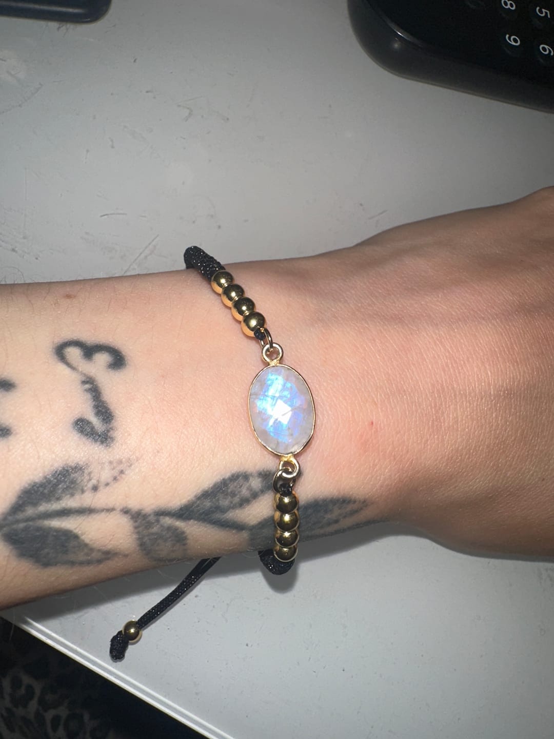 Customer photo review of Bracelet Pierre de Lune – Fertilité, Harmonie, Sérénité