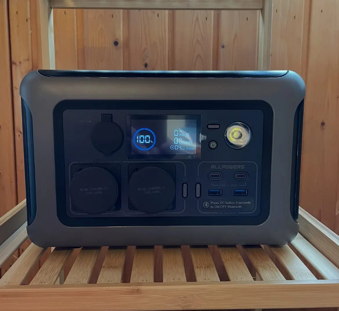 Customer photo review of Tragbare Powerstation - Blackout Cube