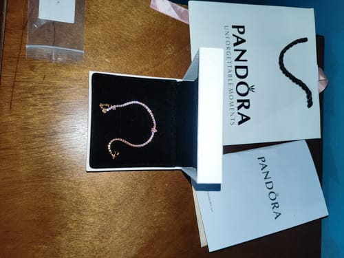 Customer photo review of PULSERA PANDORA CORAZON BRILLANTE TENIS ORO ROSA + KIT DE REGALO