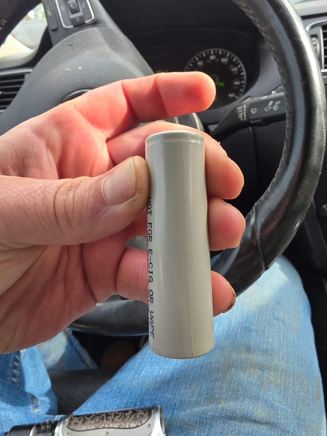 Customer photo review of Molicel P28A 18650 2800mAh 35A Battery
