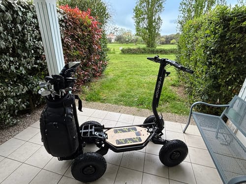 Customer photo review of Trottinette VEEHOP tout terrain à 4 roues motrices avec selle pliable 3200w / 6400w 40ah