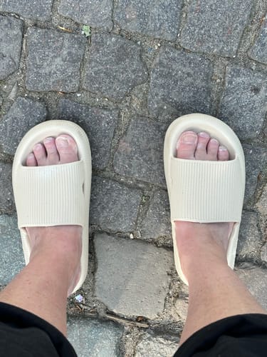 undefined review of HappyFlops image 1 out of 1