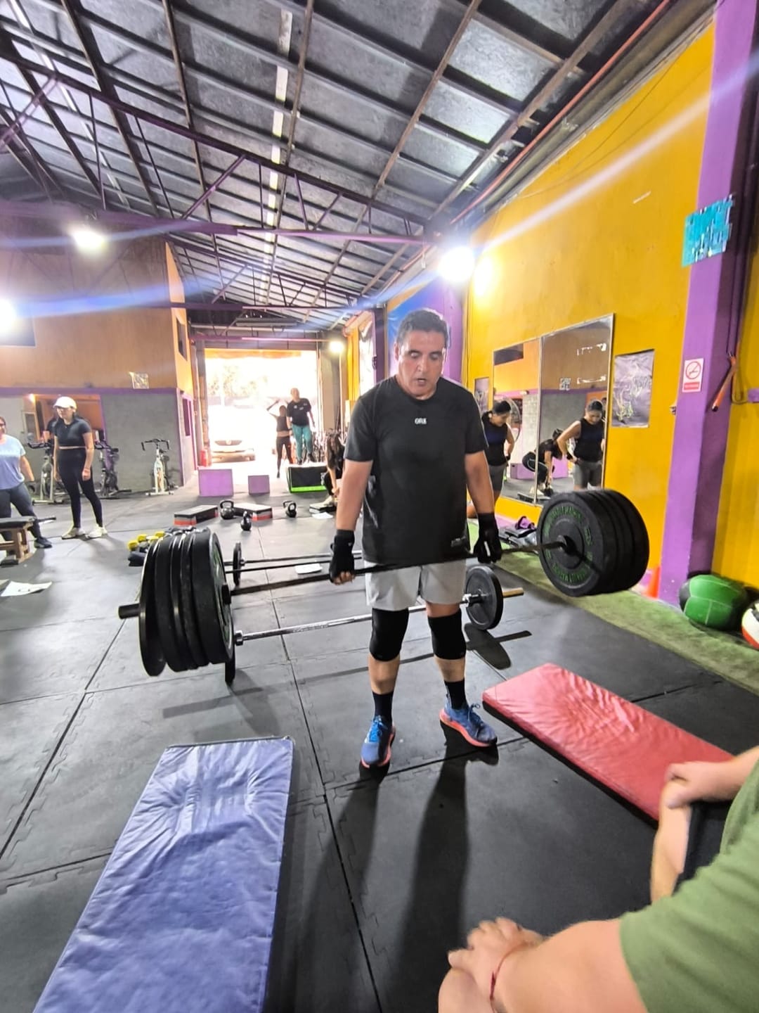 Customer photo review of Shorts Built To Lift Black Camo