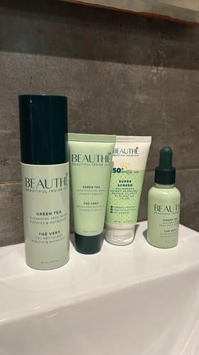 Customer photo review of Crème Hydratante Éclat au Thé Vert