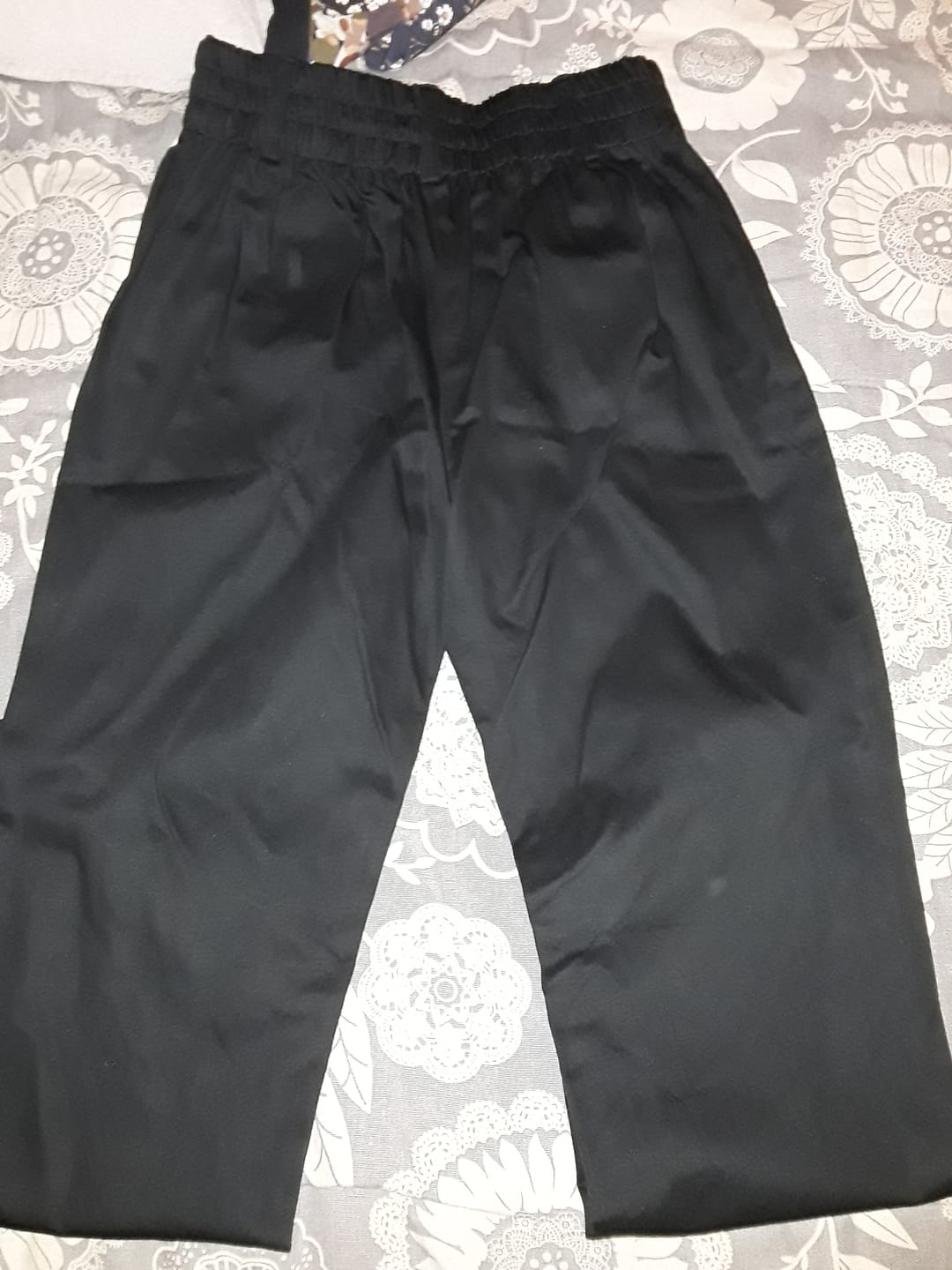 Customer photo review of Pantalon Marcus - sergé de coton noir