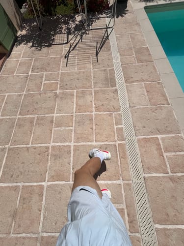 Customer photo review of Nike Vomero 18