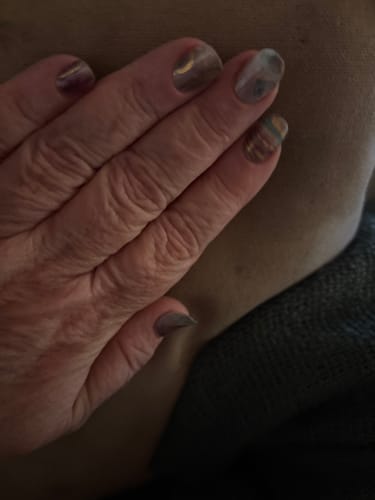 Customer photo review of JuJu | Marble Pearl Nail Polish Wraps