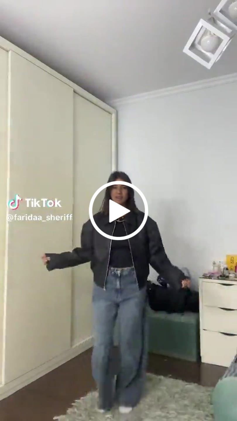 Customer video review of Soft cropped jacket - Light grey