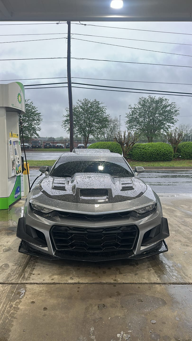 Customer photo review of 2016-2025 Chevy Camaro Terminator Full Carbon Fiber Hood