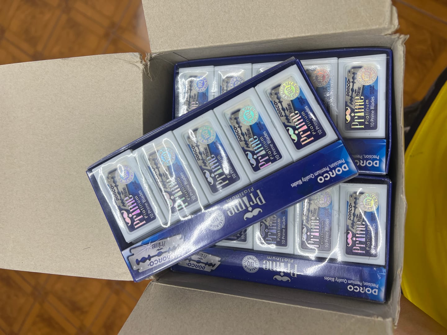 Customer photo review of Caja hojillas dorco prime