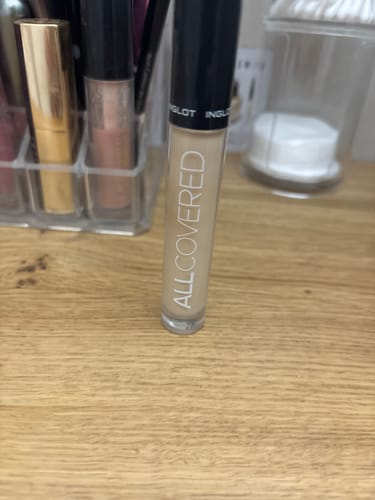 Customer photo review of ALL COVERED UNDER EYE CONCEALER
