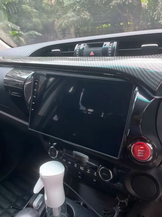 Customer photo review of 10.25" Toyota Hilux 16'- 22' Head Unit Upgrade Kit