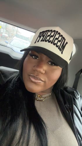 Customer photo review of MISSISSIPPI SNAPBACK - OFF WHITE EDITION