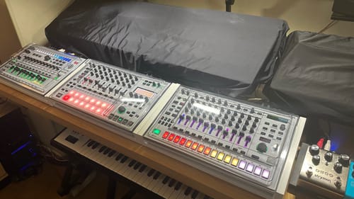 undefined review of Original Stand For Roland TR-8S image 1 out of 2
