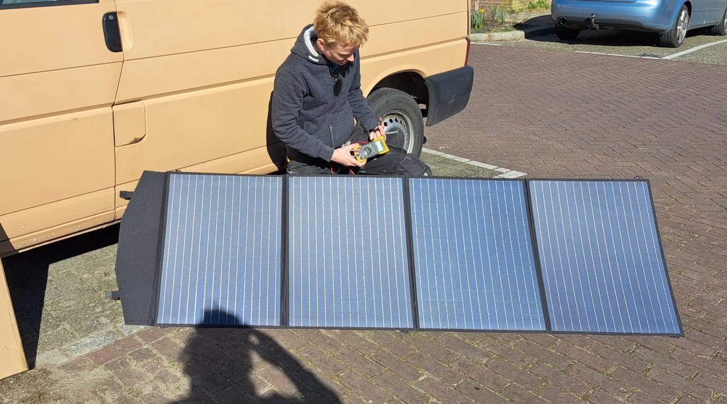 Customer photo review of SolarPower - Mobiler Notstrom Für unterwegs