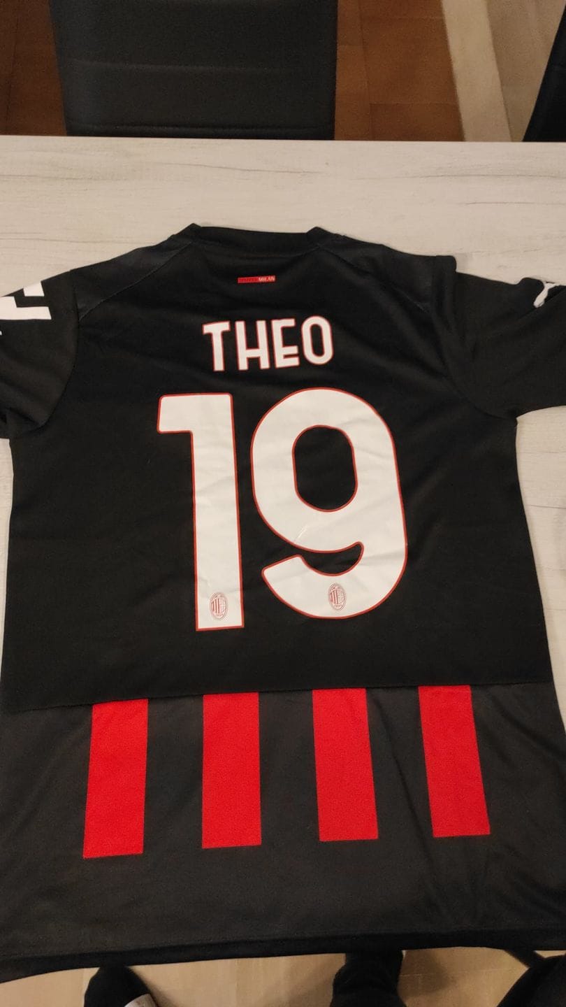 Customer photo review of MAGLIA MILAN HOME 2021/22