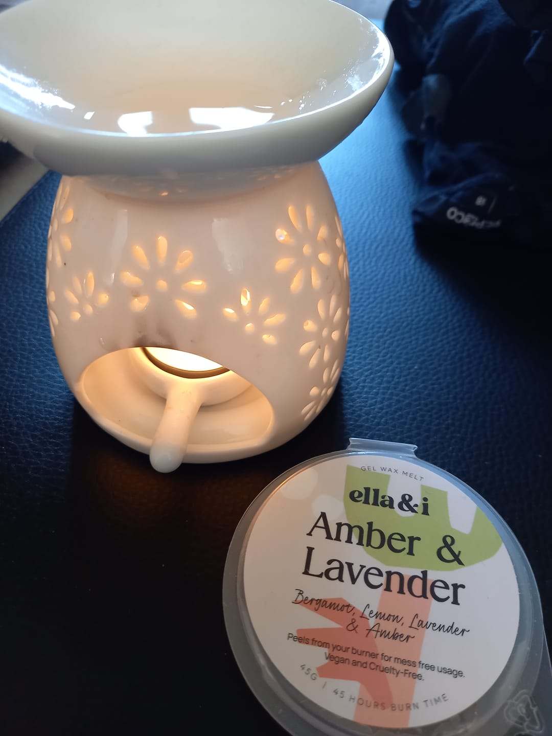 Customer photo review of Amber & Lavender Gel Melt