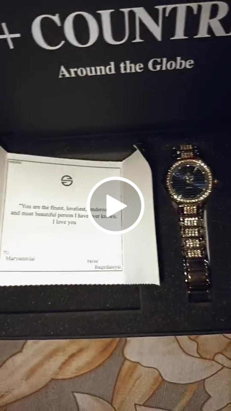 Customer video review of Glitz